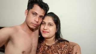 Chubby Horny Bhabhi Fucking With Lover XXX